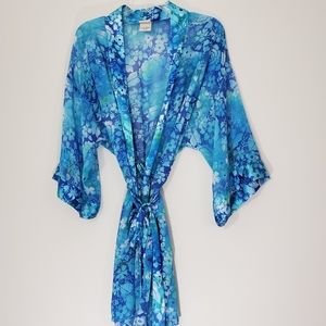 Sophia by delicates floral robe size medium